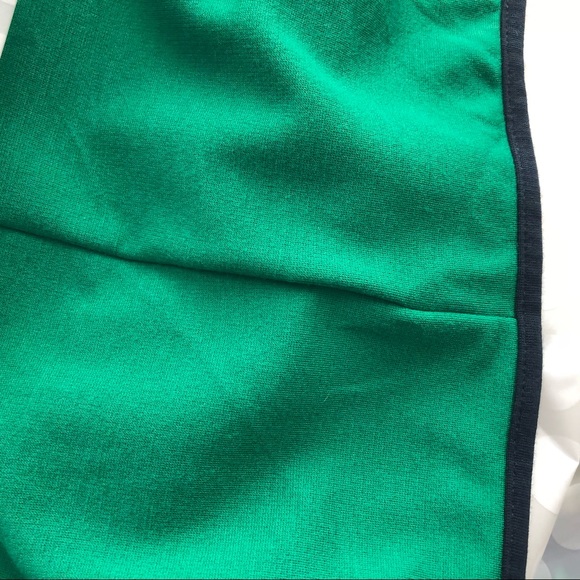 BANANA REPUBLIC Green Summer Dress with Navy Trim - Picture 7 of 7